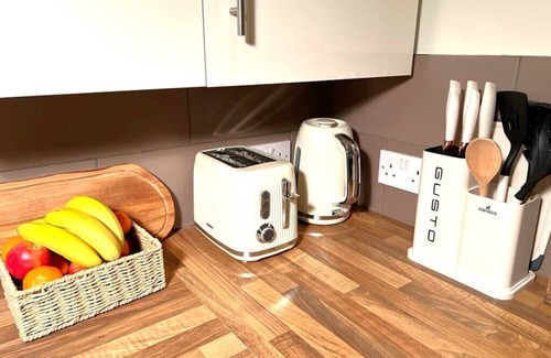 Newport House | 3 Bedroom Serviced Accommodation in Newport