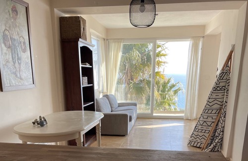 Kadıkale House | 3 bedroom townhouse with views in every room- private beach access