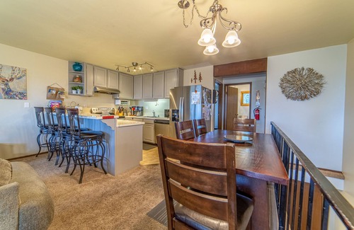 Mammoth Lakes House | 3 Bedroom Townhome with Views Near The Village at Mammoth! Wifi!