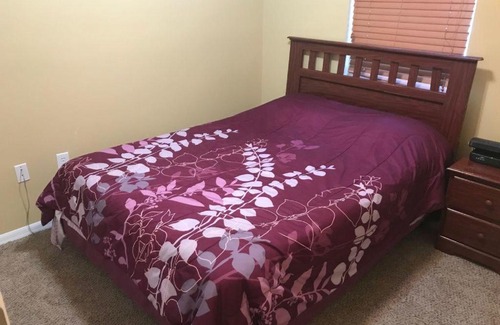 Crestwynd Bay Apartment | 3 Bedroom Townhome in Gated Community