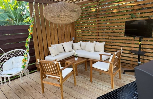 Ocho Rios House | 3-bedroom townhome in amazing Ocho Rios with Pool access, Private Gazebo,Balcony