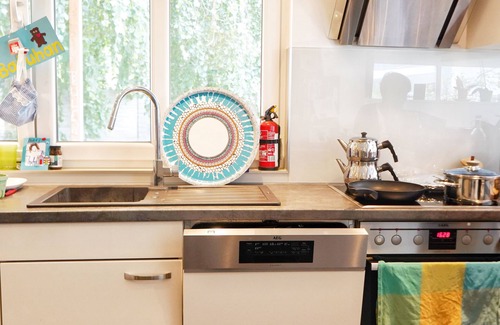 Teltow Villa | 3-bedroom villa in peaceful Teltow with garden playhouse