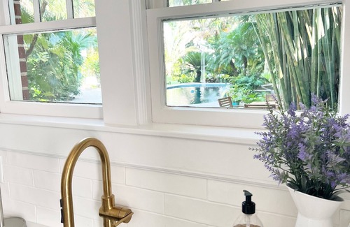 Avondale Villa | 3-bedroom villa just 11 minutes from EverBank Stadium