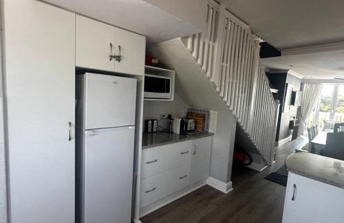 Saint Francis Bay Apartment | 3 Bedroom Villa with Sea Views