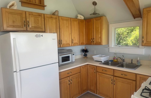 Jamestown House | 3-bedroom waterfront house with use of marina facilities in charming Jamestown!