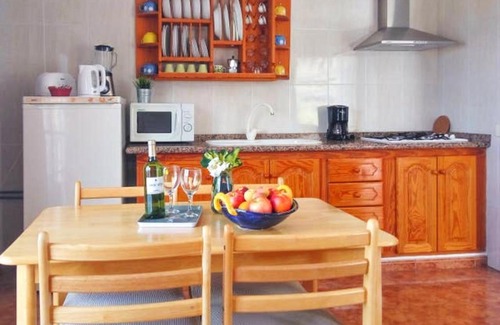 Alojera Apartment | 3 bedrooms appartement with wifi at Alojera