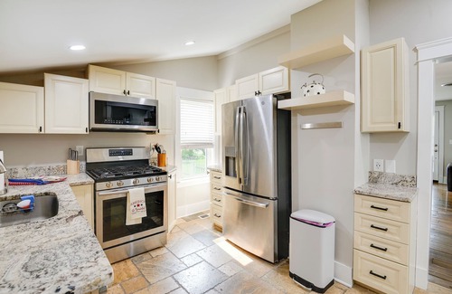 Chagrin Falls House | 3 blocks from the falls viewing area in the heart of downtown Chagrin Falls!