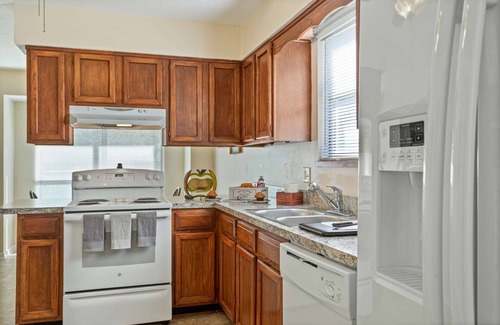 Southside House | 3 BR |Dogs Ok |Fenced |Grill |Near St Johns River, Golf Courses & Dining