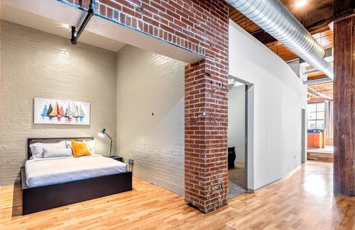 Downtown West Apartment | 3 BR DWTN Loft✦Walk to Attractions✦Pet Friendly