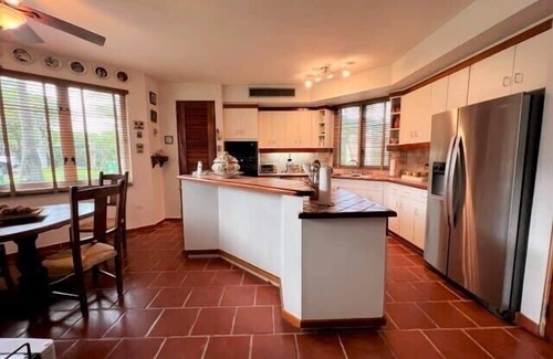 Cerro Gordo Villa | 3 BR – Villa Coco at Lakeside Villas