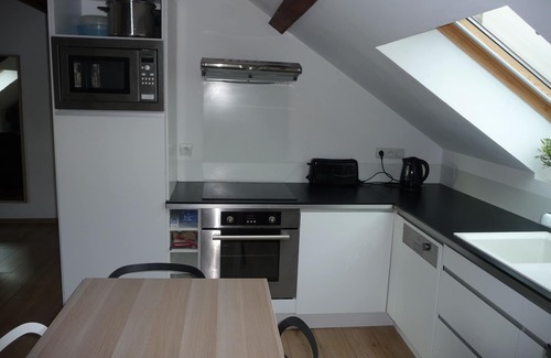 Annecy Old Town Apartment | 3 character rooms in the heart of Annecy with private parking space