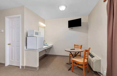 Lake City Apartment | 3 Comfort Combined Family Studios
