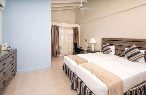 St. Lawrence Gap Hotel | 3 Contemporary Rooms Minutes Away from Bottom Bay! FREE Parking, Outdoor Pool!