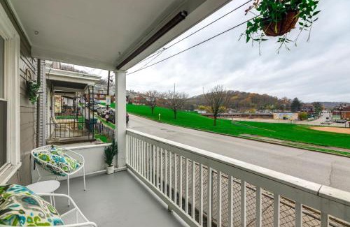 Latonia House | 3 Mi to Dtwn Covington Getaway with Backyard