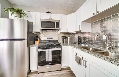 Clifton Heights Apartment | 3 Mi to Dtwn: Cozy Apt w/Yard in Louisville!