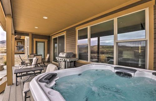 Grand Elk Ranch House | 3 Mi to Granby Ranch Home with Hot Tub and Mtn Views!