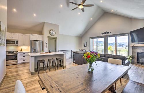 Grand Elk Ranch House | 3 Mi to Granby Ranch Townhome with Balcony and Views