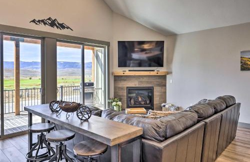 Grand Elk Ranch House | 3 Mi to Granby Ranch Townhome with Balcony and Views