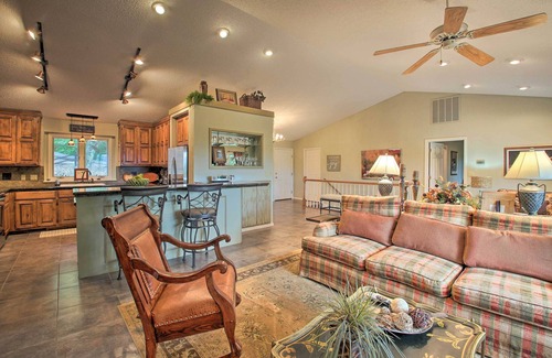 Hot Springs Village House | 3 Mi to Lake DeSoto: Home w/Furnished Deck!