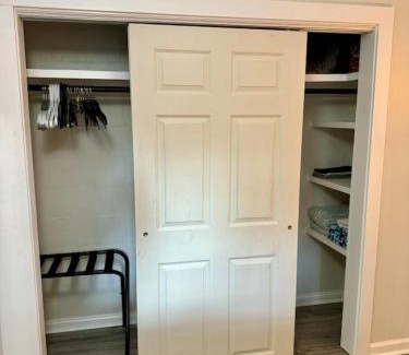 Beaufort House | 3 Min Walk to Starbucks. Pet Yes