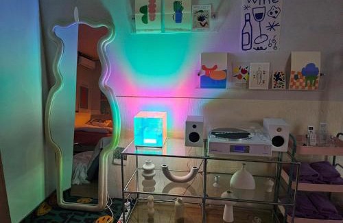 Cheongpa-dong Apartment | 3 minutes walk from Seoul Station, arrive at Incheon Airport Railway AREX at once, including breakfast, B1F