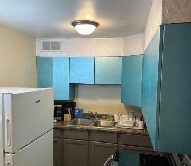 Moorhead Apartment | 3 PM Checkout!