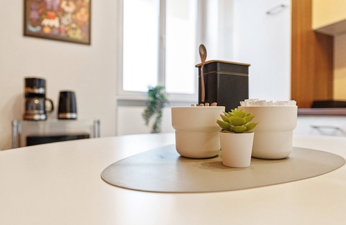 Cottbus Apartment | 3 room apartment, 6 beds not far from main station, incl. parking & WiFi, tumble dryer