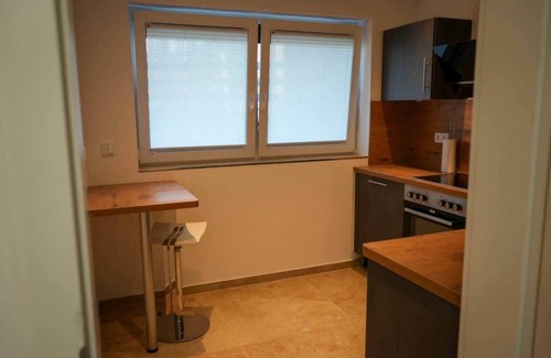 Berenbostel Apartment | 3-room apartment for families, fitters & business No1