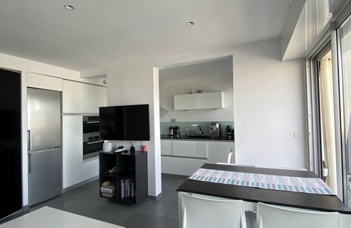La Grande-Motte Apartment | 3-room Apt. of high standard with view on the harbour, sea in La Grand