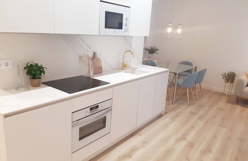 Logrono City Centre Condo | 3 ROOMS AND TWO BATHROOMS IN THE CENTER OF LOGROÑO