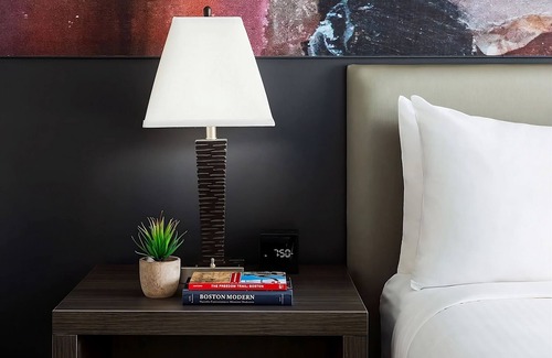 Lower Allston Hotel | 3 Standard 2 Queens Rooms at Studio Allston Hotel