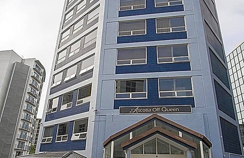 Newton Hotel | 3-Star Hotel ∙ Ascotia Off Queen