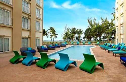 Downtown Nassau Hotel | 3-Star Hotel ∙ Courtyard by Marriott Nassau Downtown/Junkanoo Beach