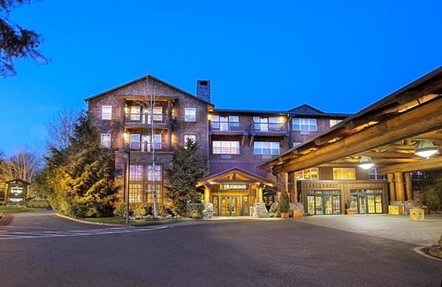 Vancouver Hotel | 3-Star Hotel ∙ Heathman Lodge