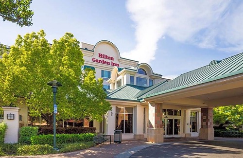 Fairfield Hotel | 3-Star Hotel ∙ Hilton Garden Inn Fairfield