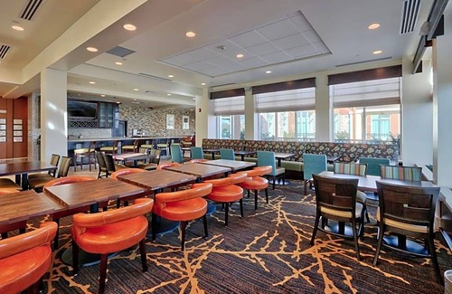 Allison Hotel | 3-Star Hotel ∙ Hilton Garden Inn Gallup