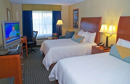 Milford Hotel | 3-Star Hotel ∙ Hilton Garden Inn Milford