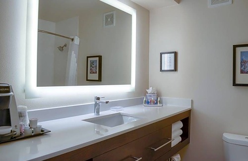Tillmans Corner Hotel | 3-Star Hotel ∙ Holiday Inn Mobile West I-10, an IHG Hotel