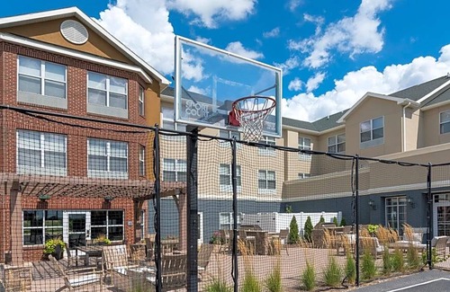 Plainfield Hotel | 3-Star Hotel ∙ Homewood Suites by Hilton Indianapolis Airport / Plainfield