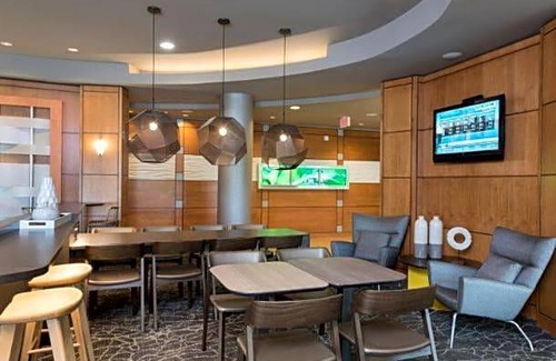 Auburn Hills Hotel | 3-Star Hotel ∙ SpringHill Suites Detroit Auburn Hills