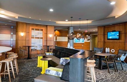 Auburn Hills Hotel | 3-Star Hotel ∙ SpringHill Suites Detroit Auburn Hills