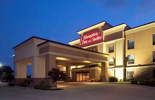 Crawfordsville Hotel | 3-Star Hotel ∙ Hampton Inn & Suites Crawfordsville