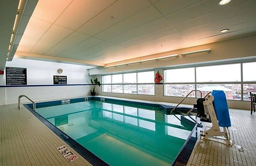 Harrison Lenox Hotel | 3-Star Hotel ∙ Hampton Inn & Suites Boston Crosstown Center