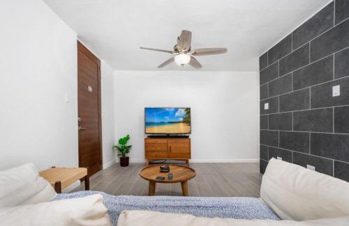 Cerro Gordo Apartment | 3 Story Penthouse with Ocean Views