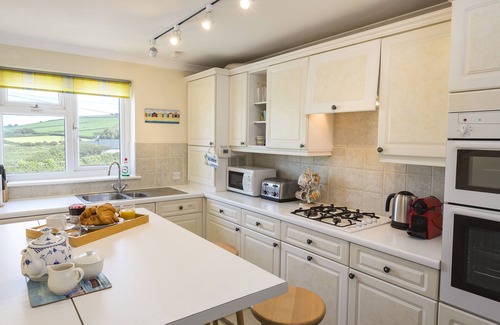 Burgh Island Cottage | 3 THURLESTONE ROCK, pet friendly, with pool in Thurlestone