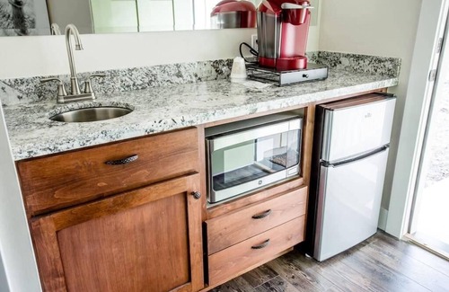 Medford Apartment | 3 units of 5 bedrooms, 4 bathrooms, murphy bed, sofa sleeper, pool & hot tub.