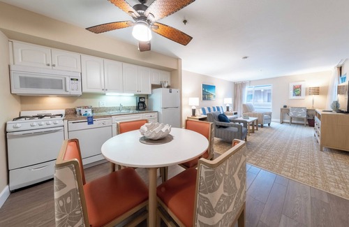 Townsite Hotel | 3 Units w/Kitchen | Steps to Pacific Beach