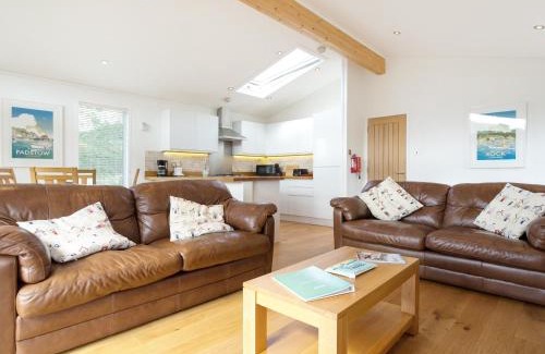 Looe House | 3 Valley View
