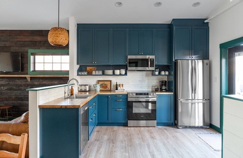 Nashville Apartment | 3-West: Luxe 3BR in Downtown Nashville, IN w/Rooftop Patio