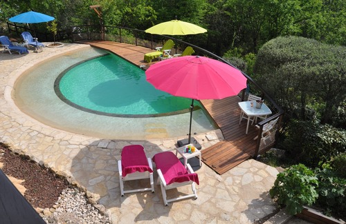 Tourrettes-sur-Loup Apartment | 3-zi.-whg. in 2-familienhaus mit Beheizbarem Pool und Bouleplatz